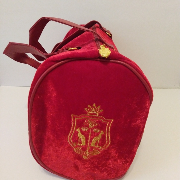 K L Red Quilted Velvet Zip Faux Leather Double Handle Travel Duffel ShoulderBag - Picture 2 of 14